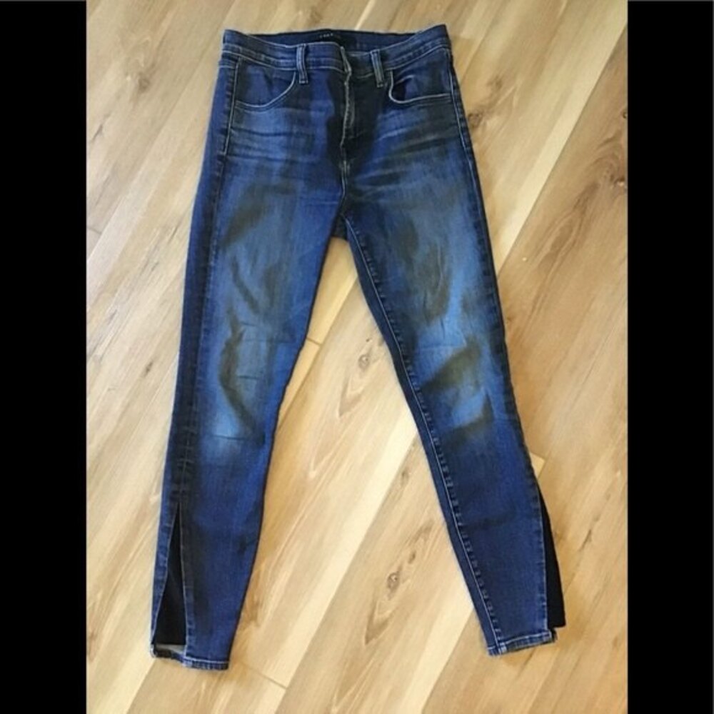 J. Brand “Alana” Highrise  Skinny 26